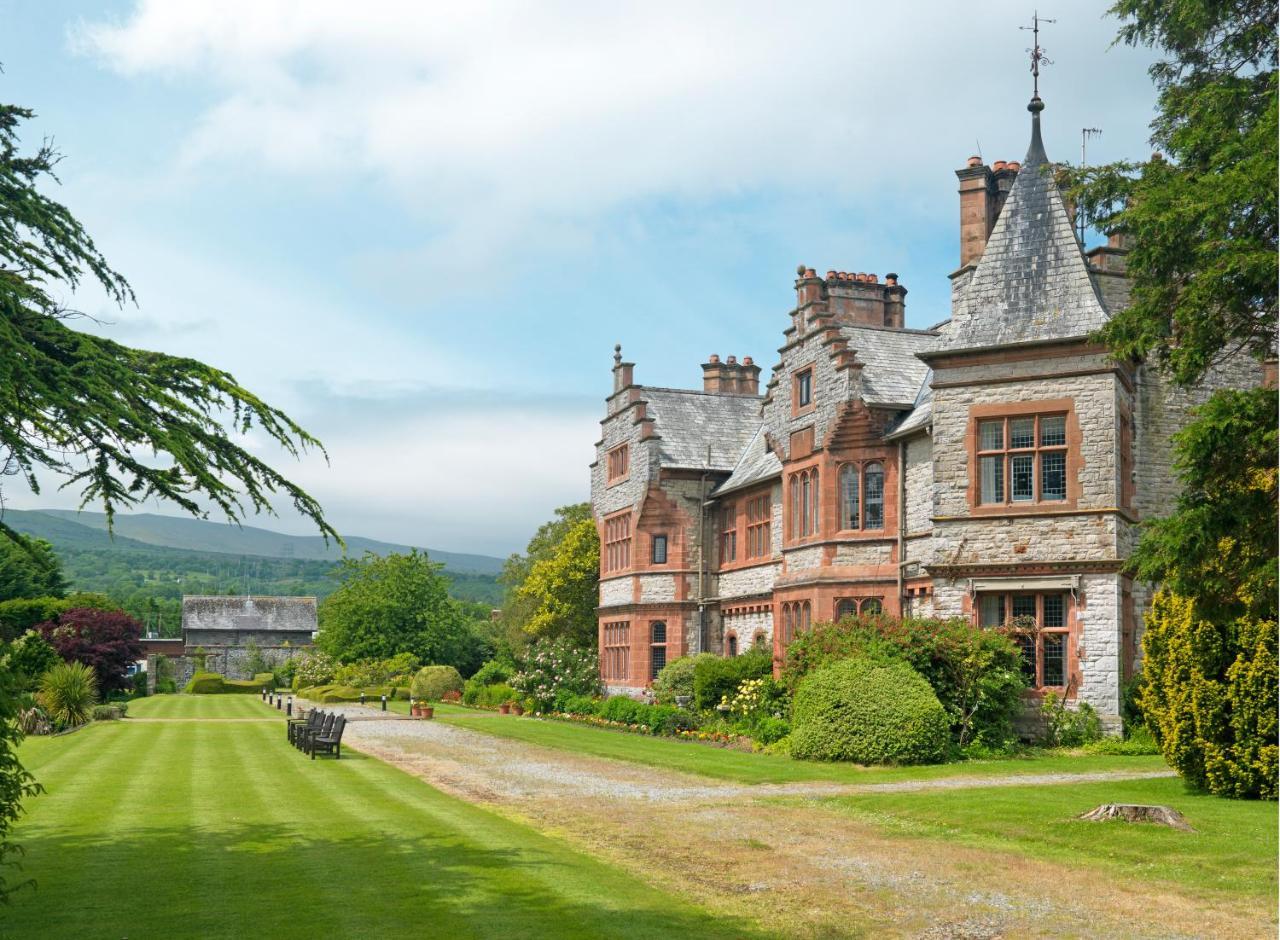Caer Rhun Hall Hotel コンウィ エクステリア 写真