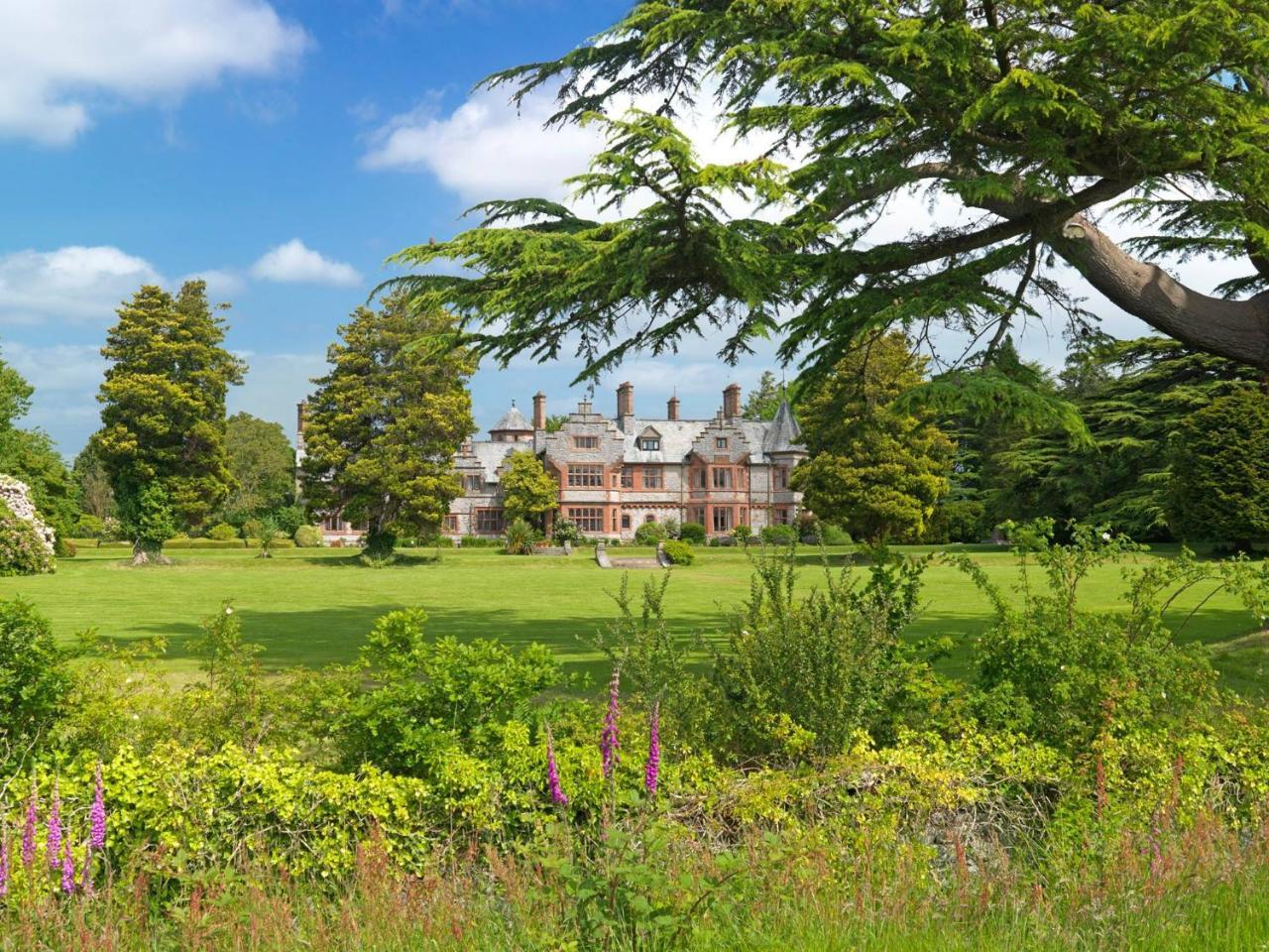 Caer Rhun Hall Hotel コンウィ エクステリア 写真
